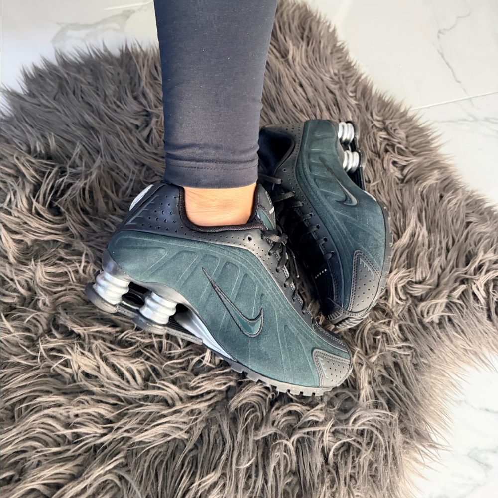 Nike shox R4 - Picture 2 of 13